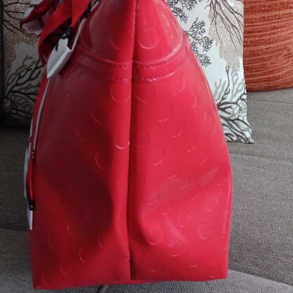 Large Kate Spade Red Patent Leather Textured Tote with Twilly - Picture 8 of 10